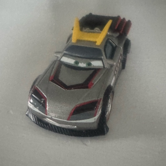 Disney / Pixar Cars Series 3 Kabuto Diecast Car loose - Picture 3 of 7